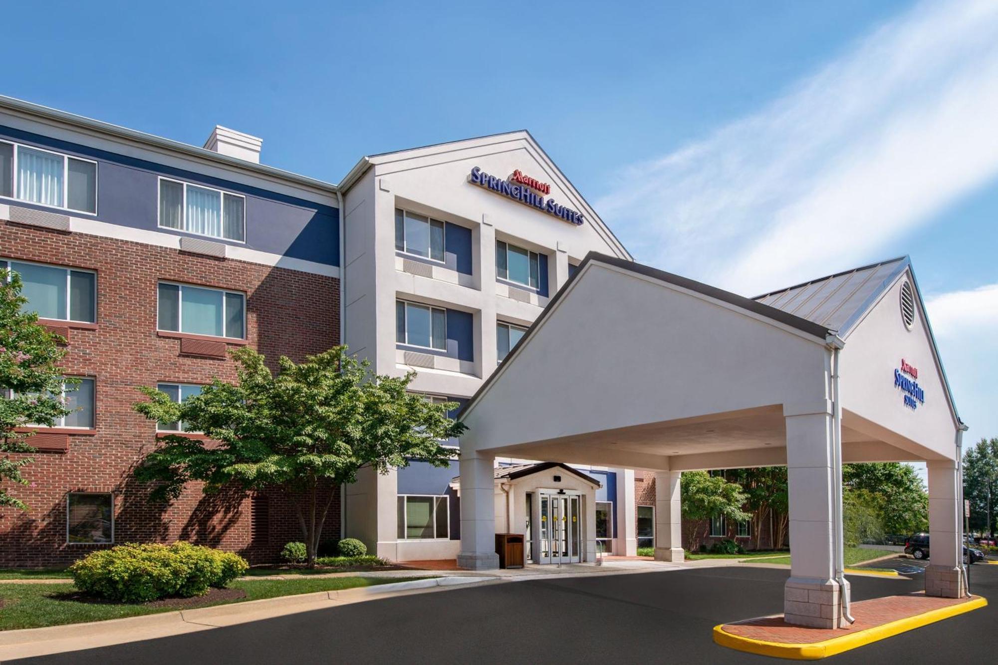 Hotel Springhill Reston 3*
