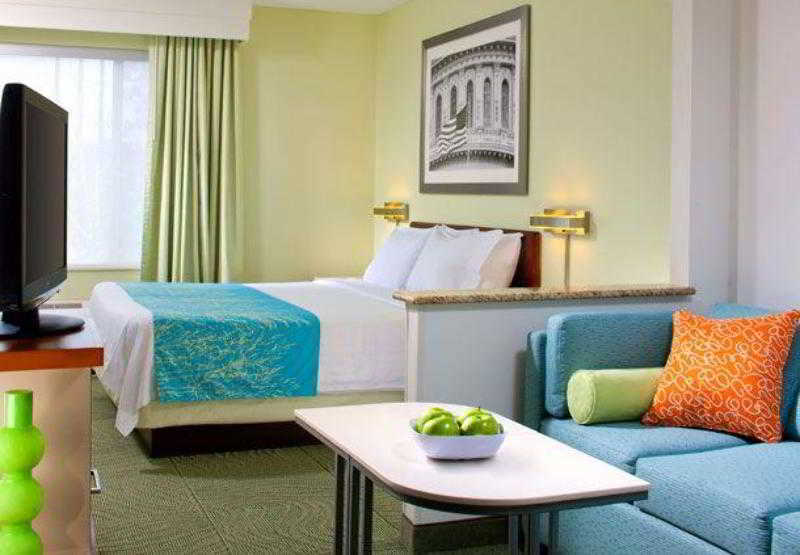 Hotel Springhill Reston